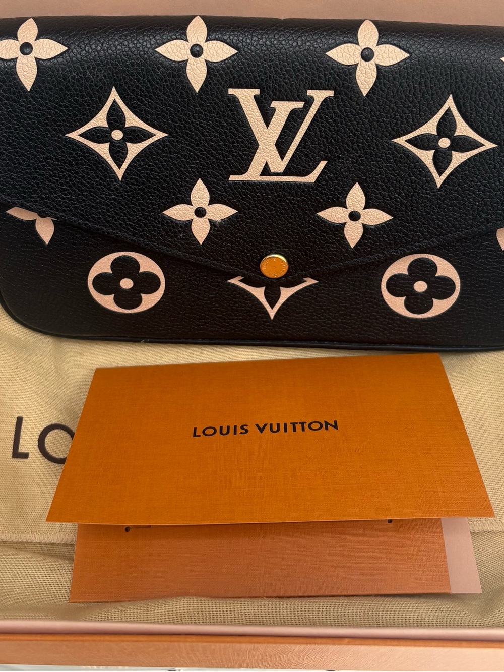 Authentic Louis Vuitton Monogram Pochette Félicie